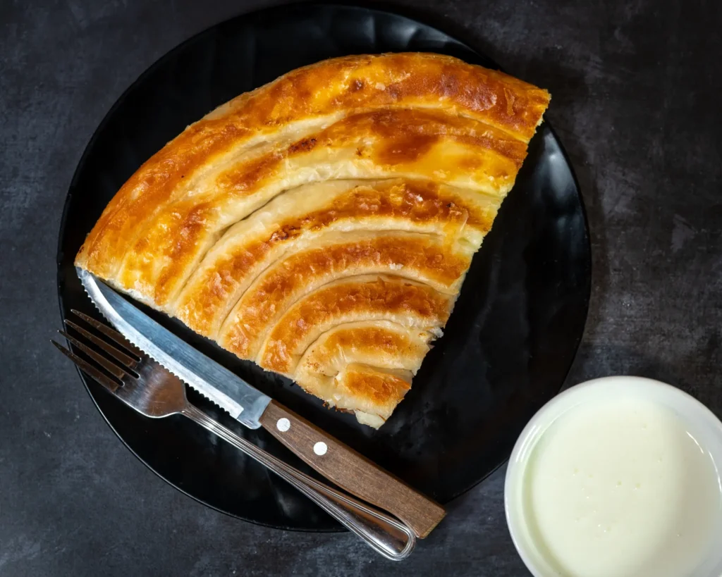 Burek Meso – motani 200gr